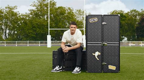 dan carter louis vuitton ball|Louis Vuitton x Dan Carter Rugby Ball Limited Edition.